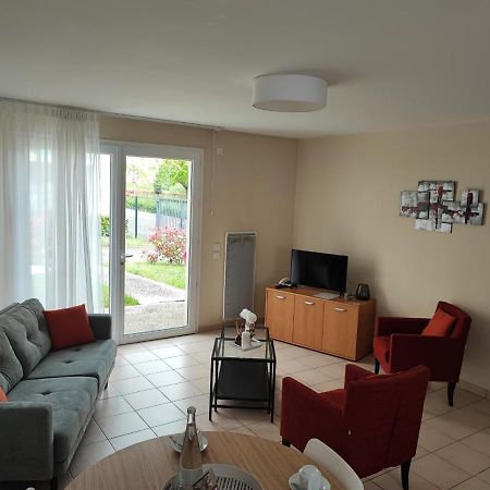 Domitys Le Jardin Des Lys Alençon Exterior foto
